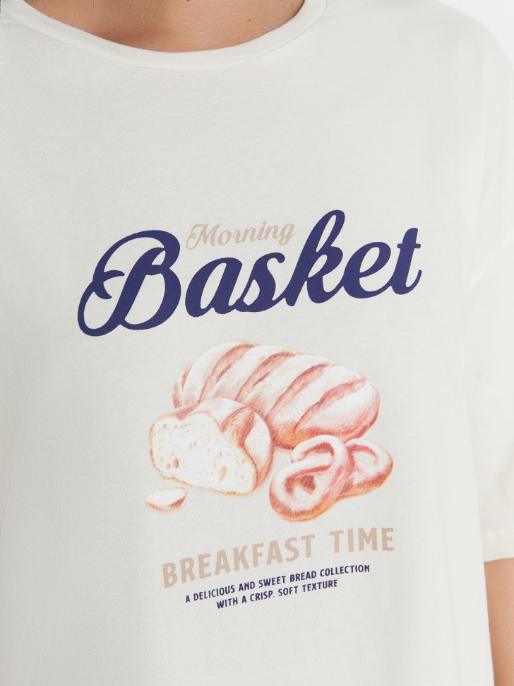 Туника женская домашняя кремовая с принтом и надписью "Basket" 512079 Mark Formelle