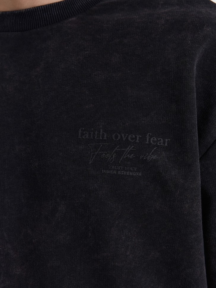 Свитшот мужской серый с надписью "faith over fear" 121801/1 Mark Formelle