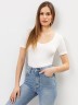 Футболка женская regular fit в молочном оттенке 112806 Mark Formelle