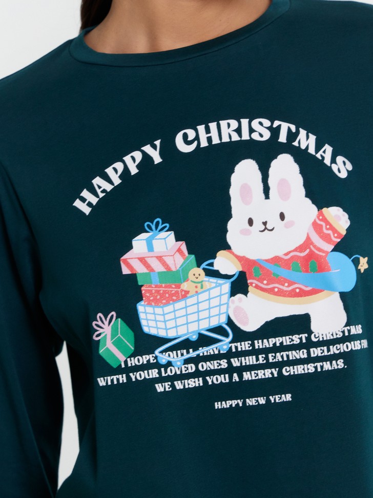 Пижама женская зеленая с принтом и надписью "Happy Christmas" 592468 Mark Formelle