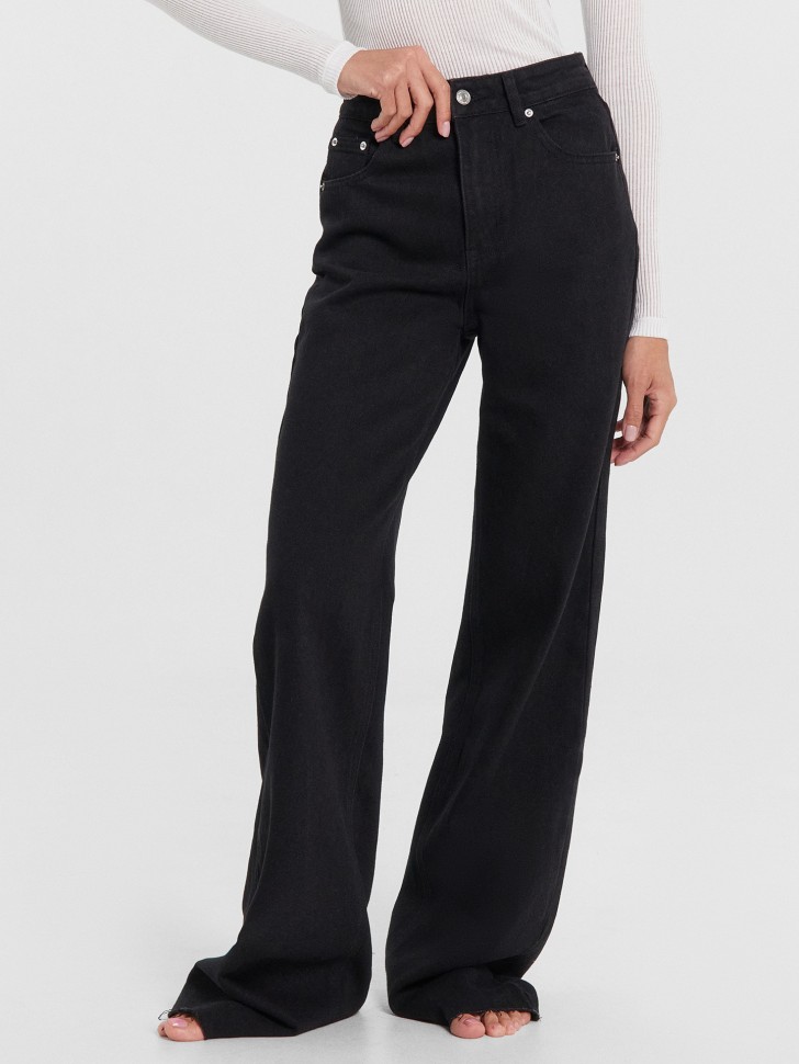Брюки женские джинсовые wide leg fit в черном цвете 2024-DTW1303-1 Mark Formelle