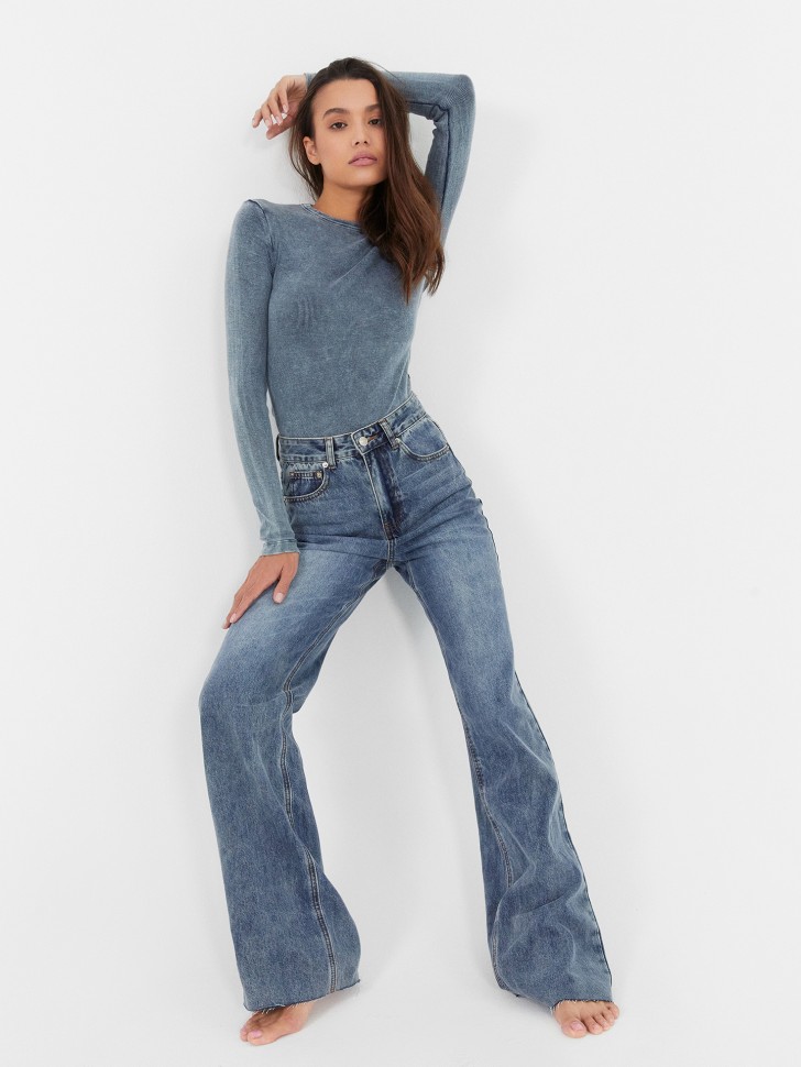 Брюки женские джинсовые wide leg fit в синем цвете 2024-2DTW1301-1 Mark Formelle