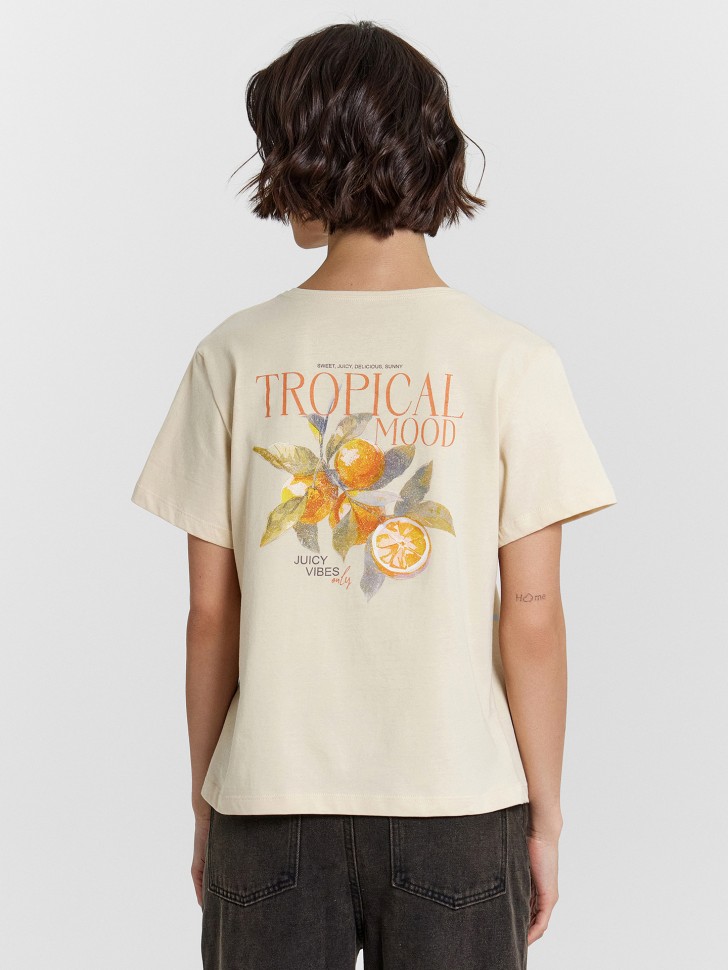 Футболка женская желтая с принтом и надписью "tropical mood" 112968 Mark Formelle