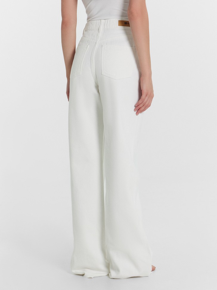 Брюки женские джинсовые wide leg fit молочные 2024-DTW1302-1 Mark Formelle