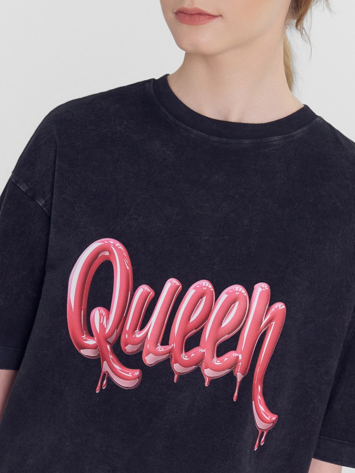 Футболка женская черная оверсайз с надписью "queen" 112953 Mark Formelle