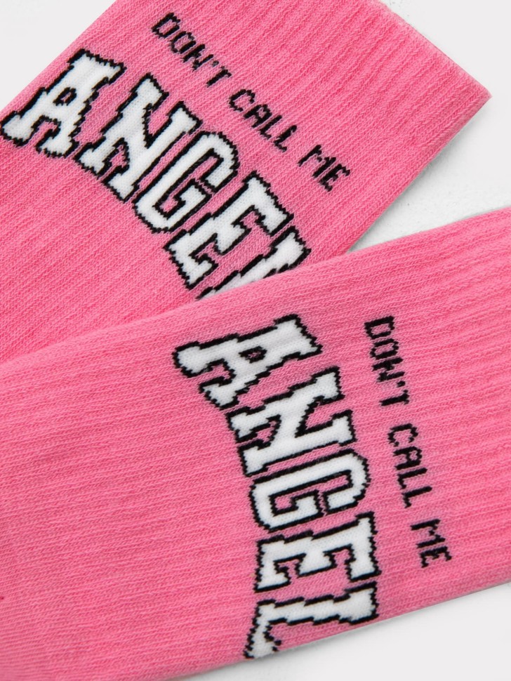 Носки женские фиолетовые с рисунком в виде надписи "Dont call me angel" 217K-2653 Mark Formelle