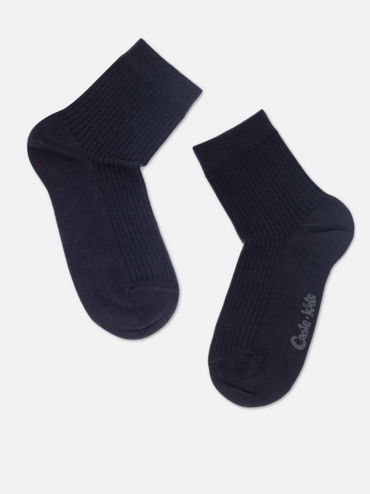 932