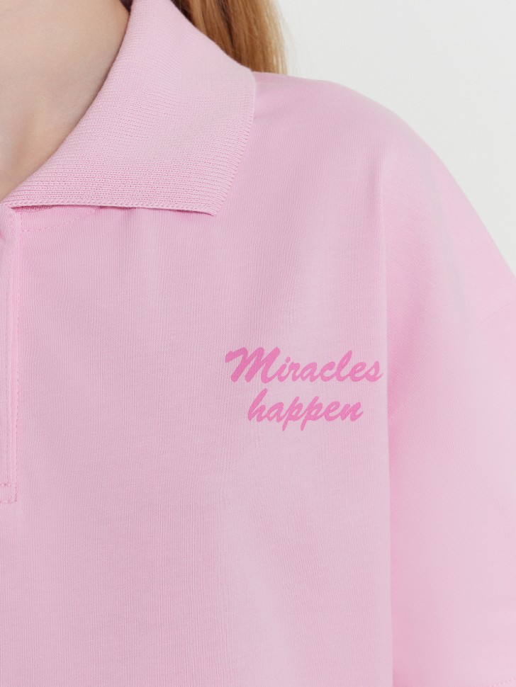 Поло для девочек розовое с надписью "Miracles happen" 117934 Mark Formelle