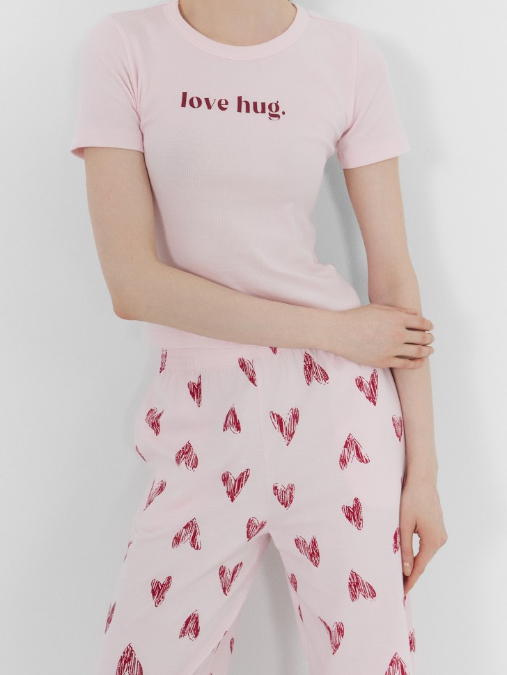 Пижама женская розовая с принтом "love hug." 592588 Mark Formelle