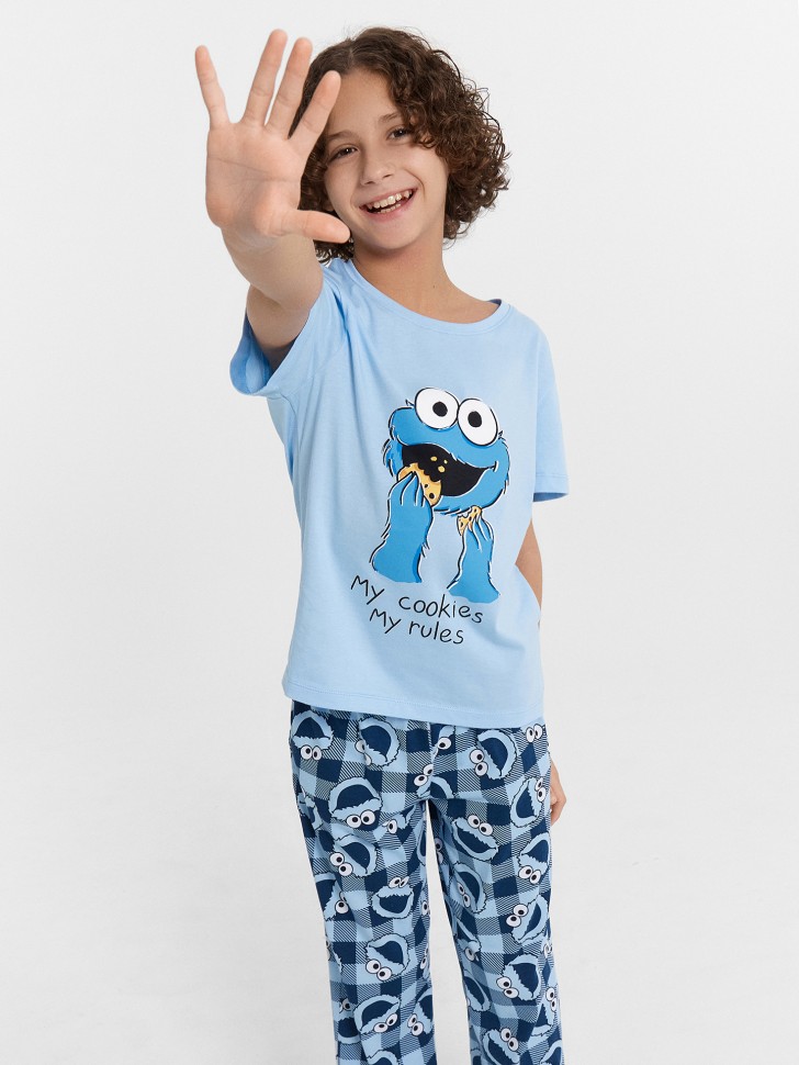Пижама для мальчиков голубая с принтом Cookie Monster 563324